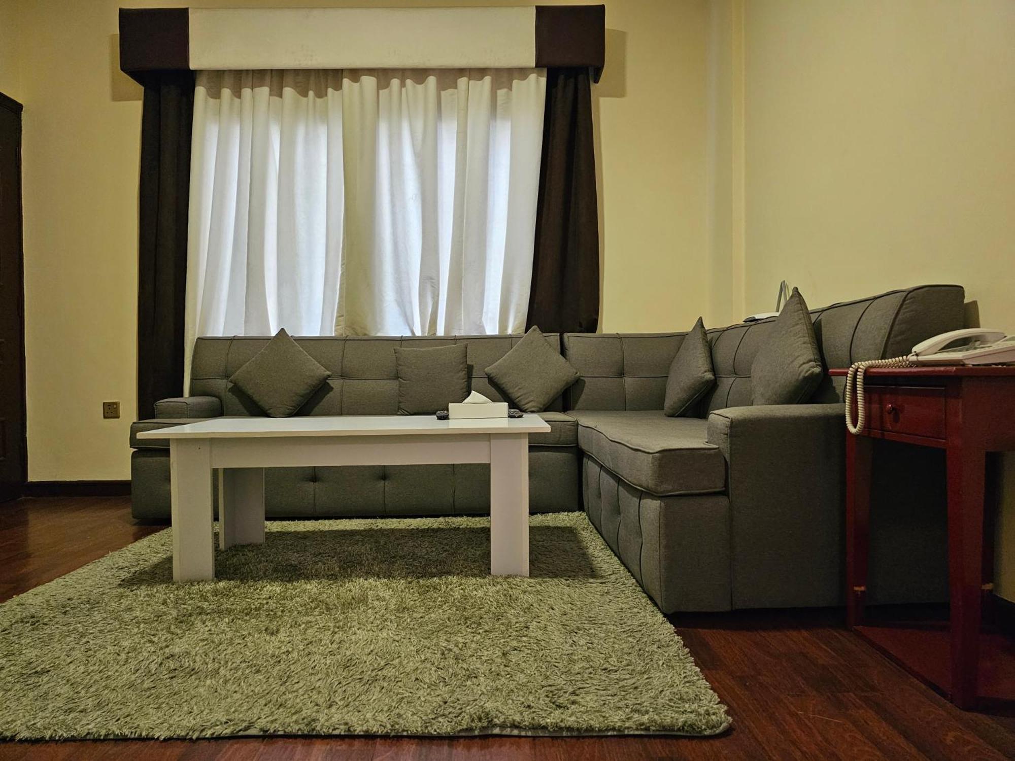 Majestic Hotel المنامة المظهر الخارجي الصورة