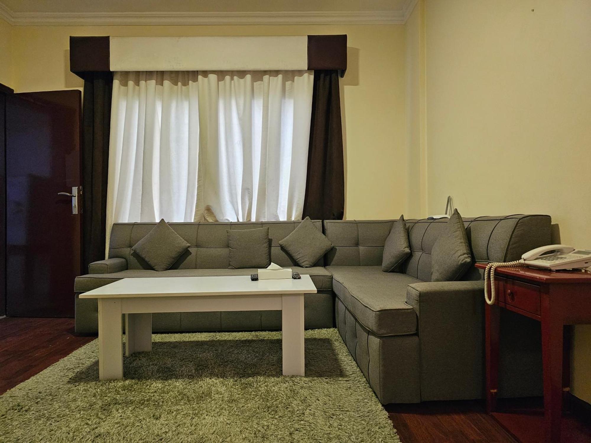 Majestic Hotel المنامة المظهر الخارجي الصورة