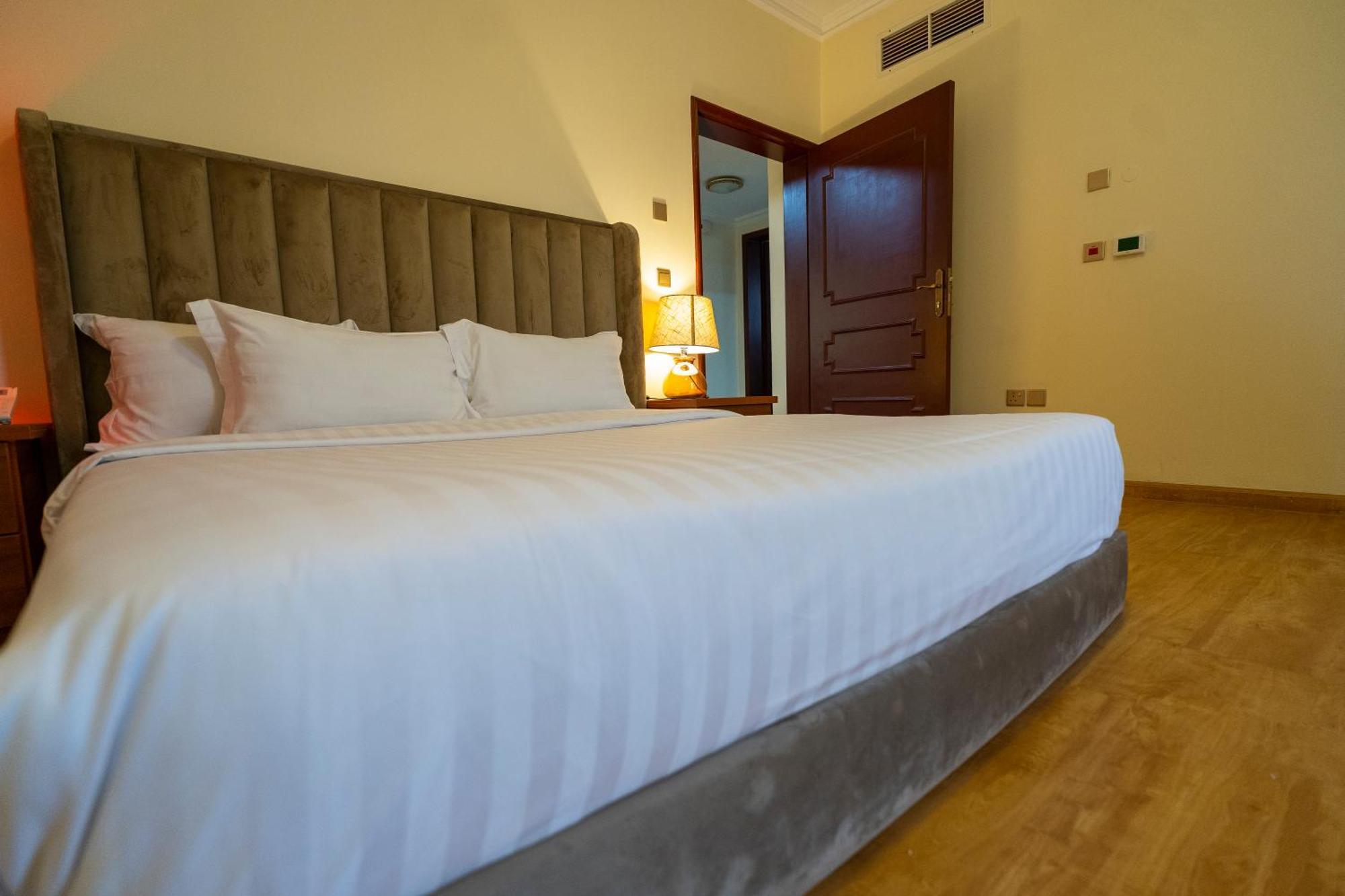 Majestic Hotel المنامة المظهر الخارجي الصورة